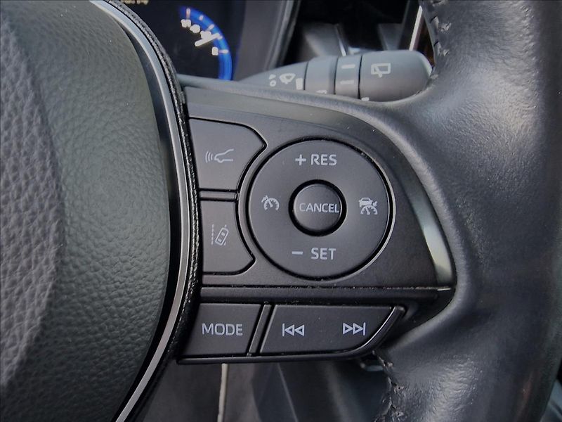 Toyota Corolla 1.8 Hybrid Comfort,ČR ,1.Maj. - fotka 22 z 48
