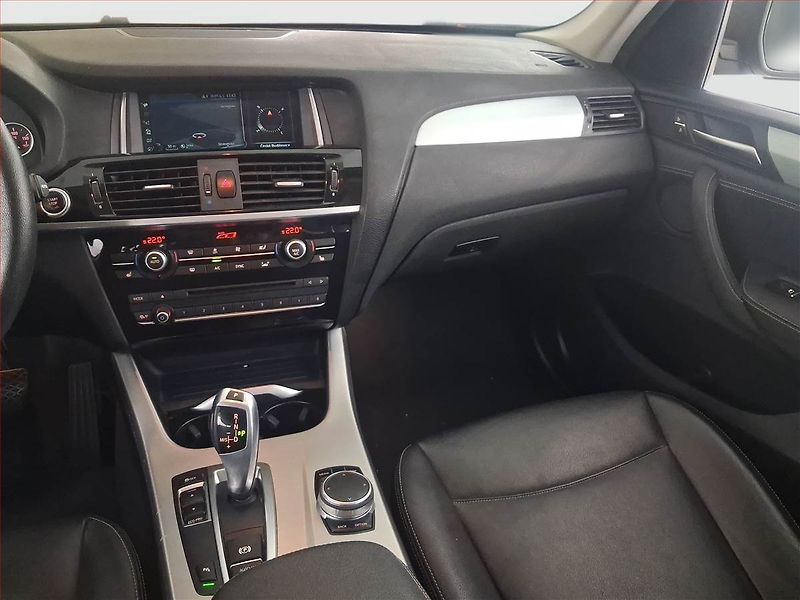 BMW X3 (2016) sDrive18d, Automat, Serv.kniha - fotka 8 z 19