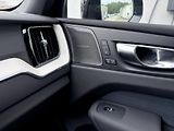 Volvo XC60 B5 AWD PLUS DARK +komplety kol - náhled 24
