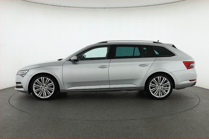 Škoda Superb (2020) Laurin&Klement 2.0 TSI - fotka 3 z 18