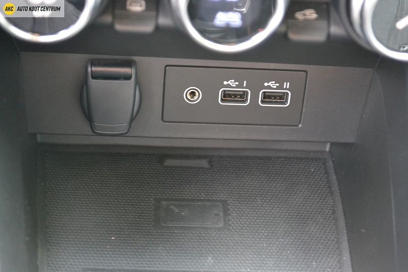 Renault Clio Techno TCe 90 - fotka 20 z 39