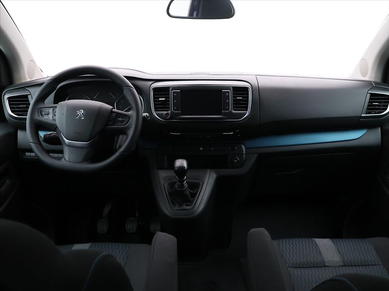 Peugeot Traveller 2,0 HDI 110kW CZ Navi 8-Míst - fotka 22 z 29