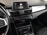 BMW Řada 2 (2016) 216d Gran Tourer, Navi - náhled 12