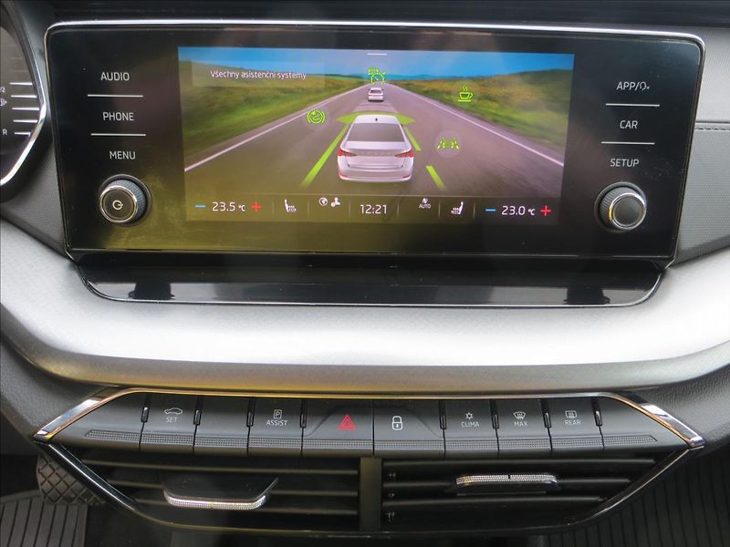 Škoda Octavia 2,0 TDI Ambition DSG LED ČR - fotka 16 z 24