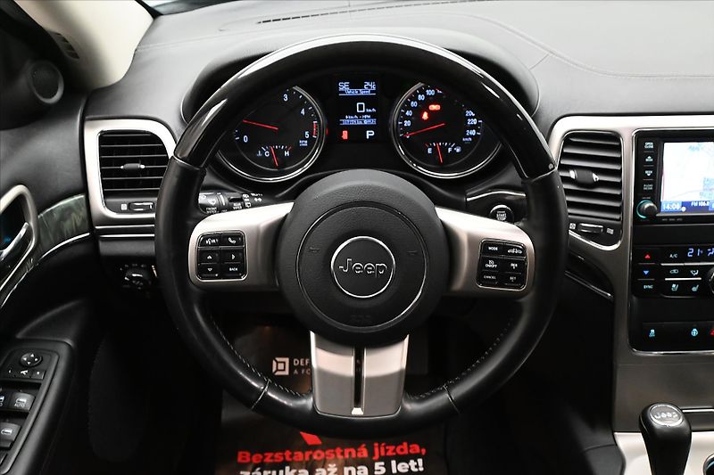 Jeep Grand Cherokee 3,0 CRD 177 kW 4x4 AT Overland - fotka 18 z 33