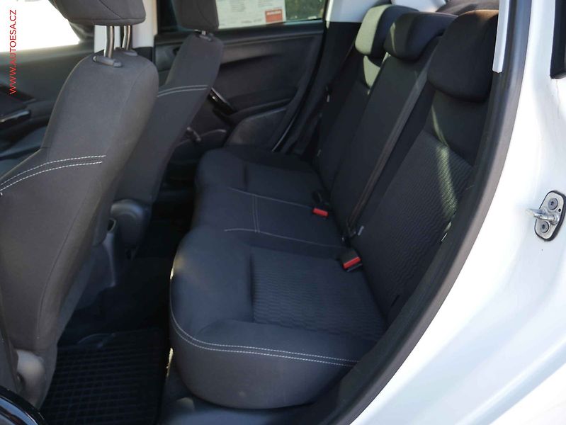 Peugeot 208 (2016) 1.6HDi, 2.maj, AC - fotka 10 z 15
