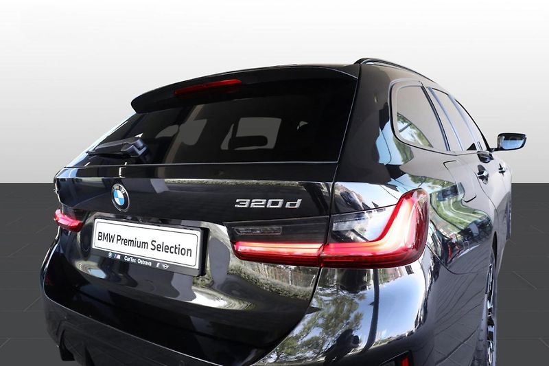 BMW Řada 3 320d xDrive Touring - fotka 17 z 24