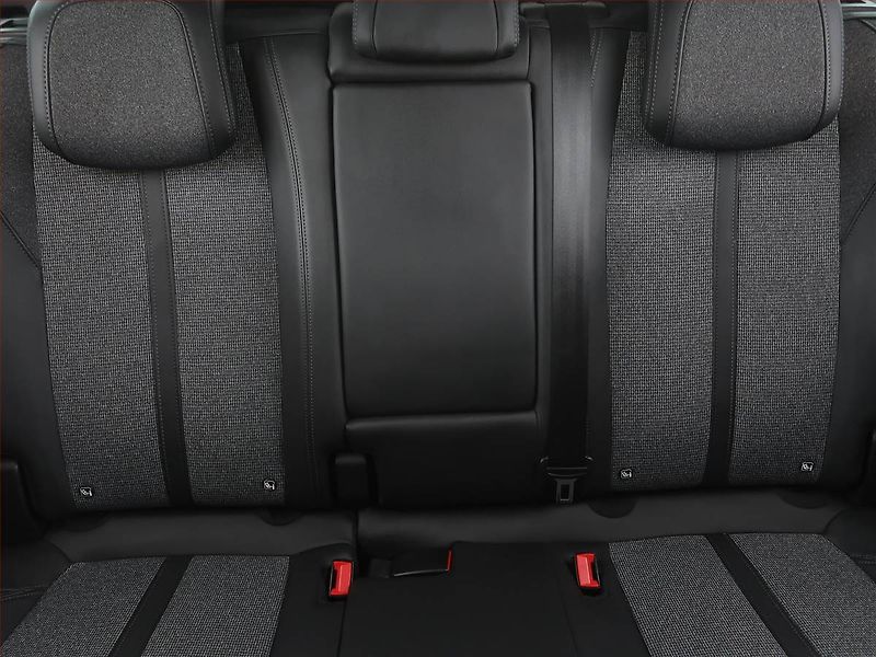 Peugeot 3008 (2020) Allure 1.2 PureTech, Automat - fotka 10 z 23