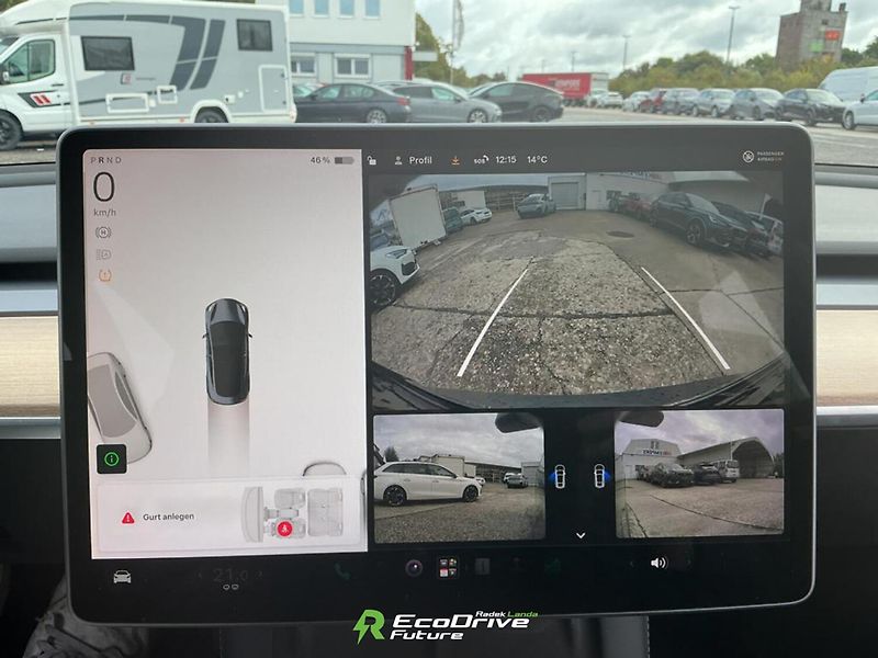 Tesla Model 3 (2022) AMD Ryzen, Grok | SOH 93 % - fotka 9 z 12