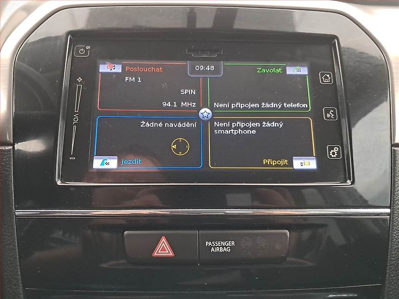 Suzuki Vitara (2017) 1.4 BoosterJet, 4X4 - fotka 13 z 17