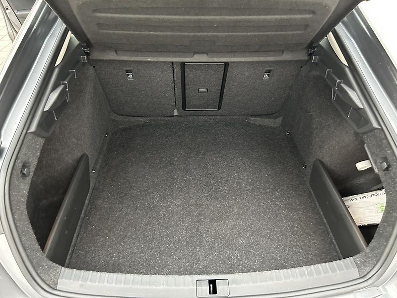 Škoda Octavia 1.0 TSI Ambiente plus - fotka 22 z 23