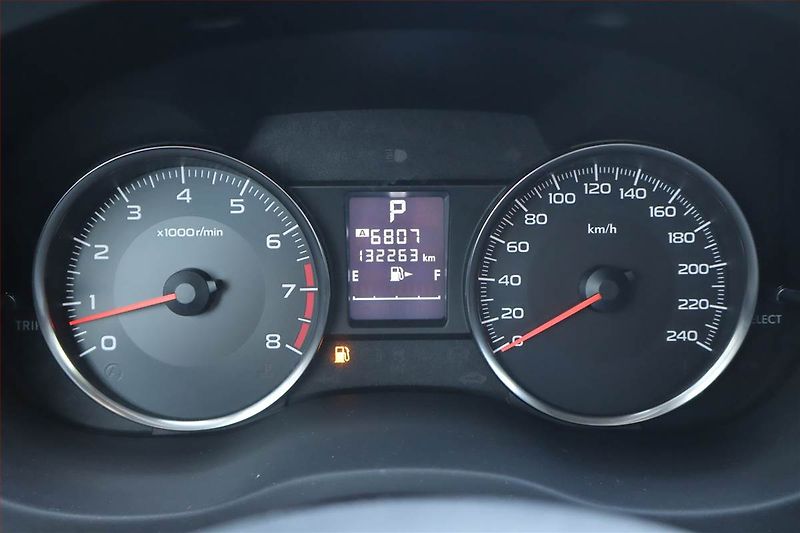 Subaru XV (2013) 2.0i, 4X4, Automat - fotka 11 z 20