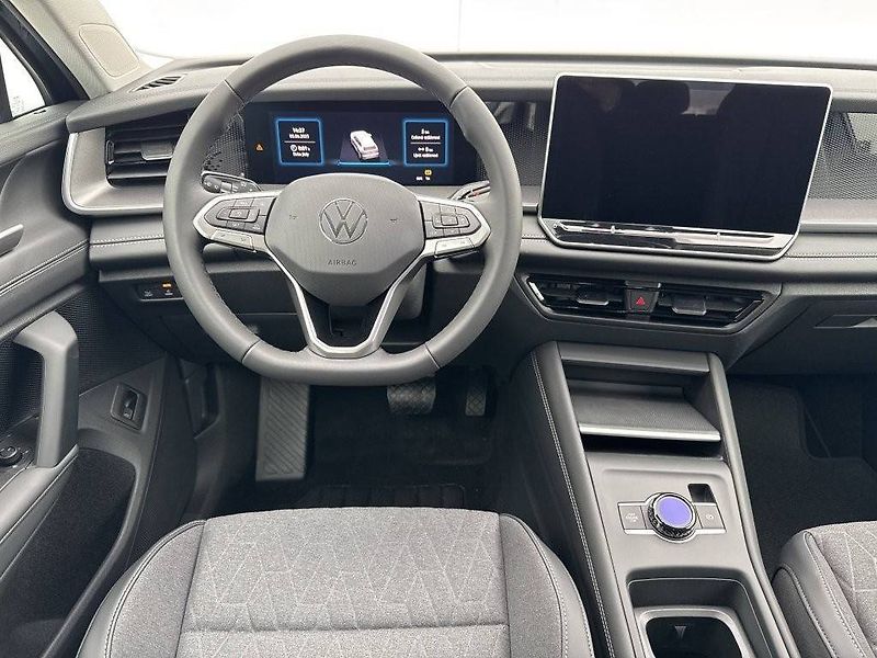 Volkswagen Tayron (2026) People 7DSG 2,0TDi - fotka 6 z 7