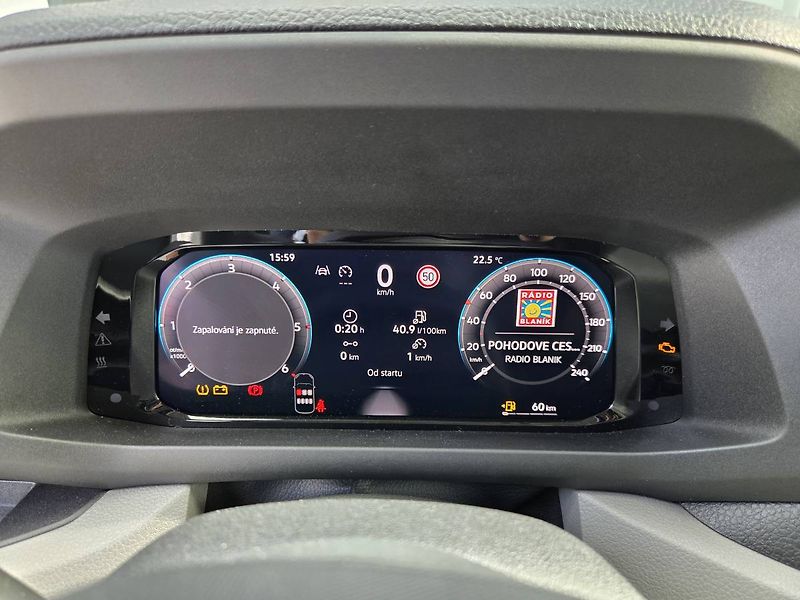 Volkswagen Crafter 35 L4 2.0 TDi 130 kW valník 7m - fotka 14 z 31