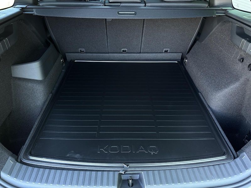 Škoda Kodiaq RS 2.0TSi DSG 4x4 265PS Matrix - fotka 48 z 52