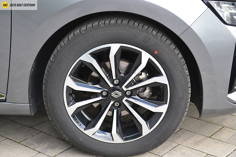 Renault Clio Techno TCe 90 - fotka 9 z 39