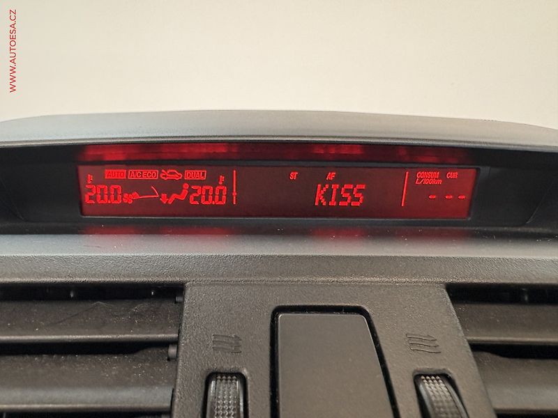 Mazda 6 (2008) 2.0 D, Exclusive, +kola - fotka 11 z 16