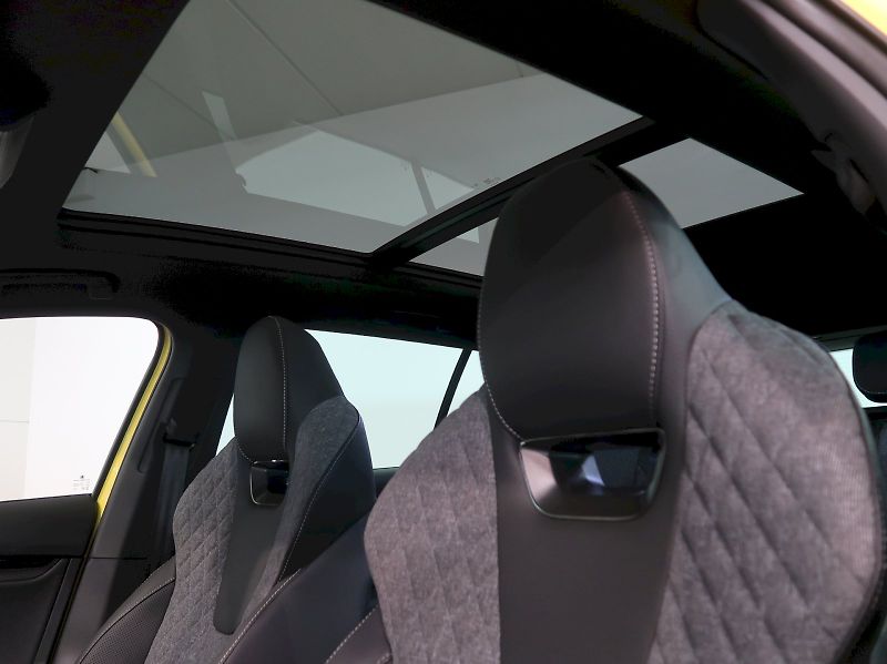 Škoda Octavia (2025) SPORTLINE 2.0TSI 150KW 4x4 DSG - fotka 15 z 44