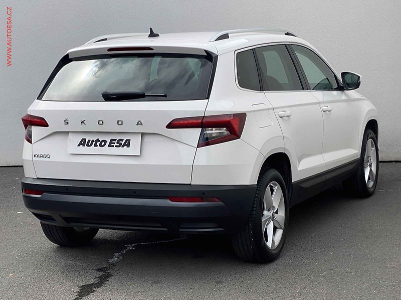 Škoda Karoq (2021) 1.5 TSi, 1.maj,ČR, Style - fotka 4 z 18