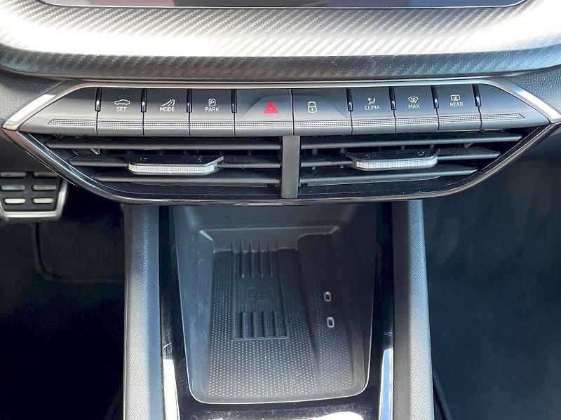 Škoda Octavia (2025) Sportline 2.0 TDI 110 kW DSG - fotka 13 z 35