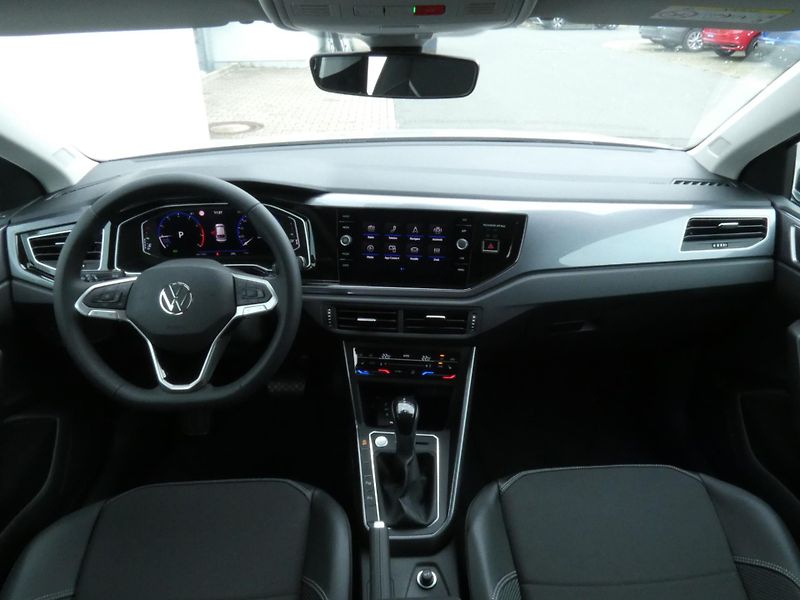 Volkswagen Taigo Friends 1,0 TSI 85 kW 7DSG - fotka 16 z 30