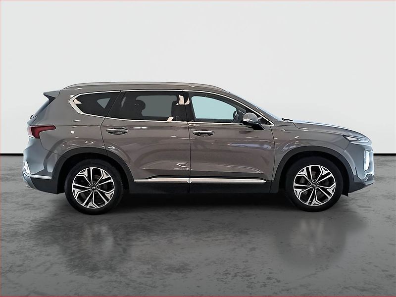 Hyundai Santa Fe (2019) 2.2 CRDi - fotka 6 z 22