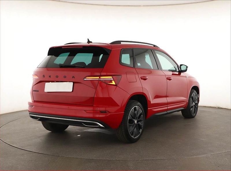 Škoda Karoq (2023) Sportline 1.5 TSI - fotka 5 z 20