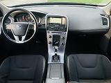 Volvo XC60 2.4D 5VÁLEC 1.MAJITEL SERVISKA - náhled 24