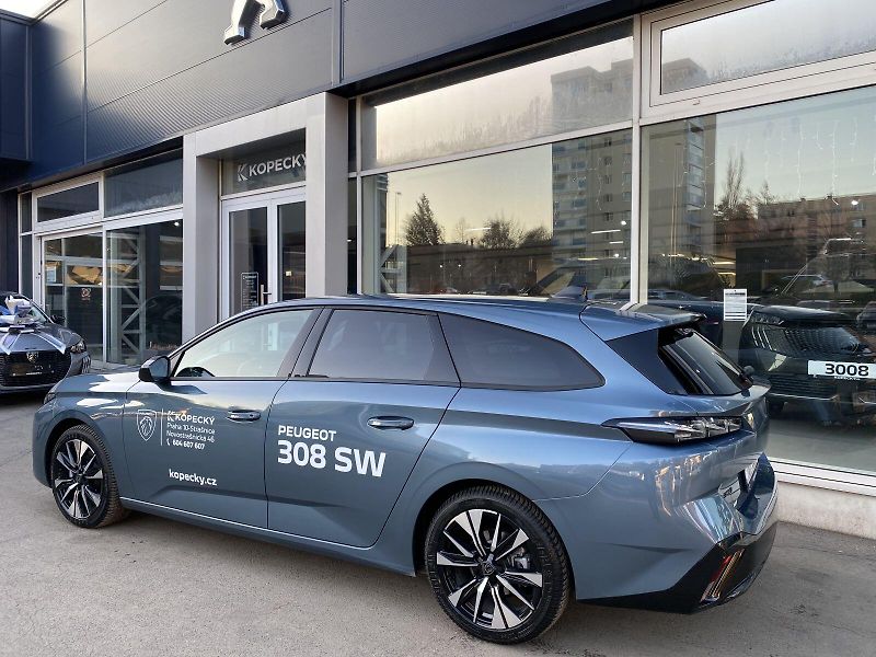 Peugeot 308 (2026) SW ALLURE Hybrid 145 e-DCS6 - fotka 4 z 17