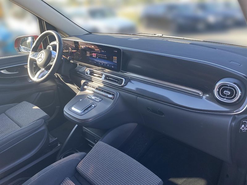 Mercedes-Benz Třídy V MarcoPolo 250d 4M AIRMATIC - fotka 17 z 26