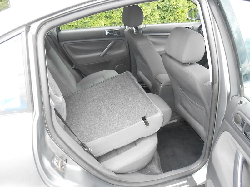 Volkswagen Passat 1.9TDi,96KW,KLIMA,207TKm - fotka 14 z 21