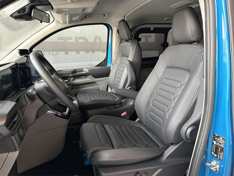 Ford Tourneo Custom (2026) Titanium X L2, Tourneo, 2.0 Ec - fotka 7 z 9