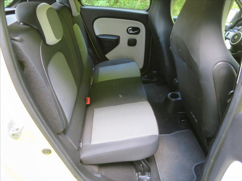 Renault Twingo 1,0 - fotka 12 z 20