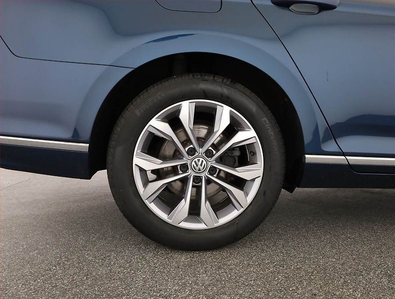 Volkswagen Passat (2020) Elegance 2.0 TDI, Automat - fotka 19 z 19