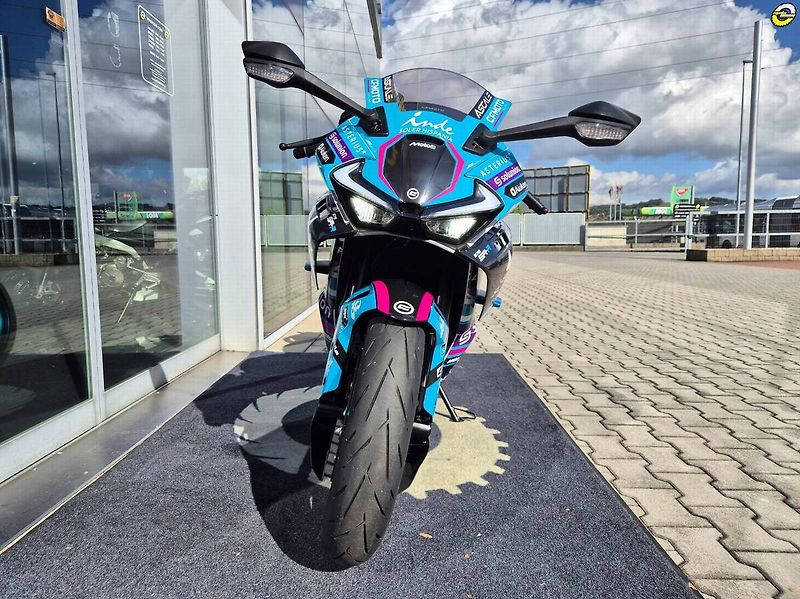 CFMOTO (2026) 675 SR-R GP edition - fotka 10 z 20