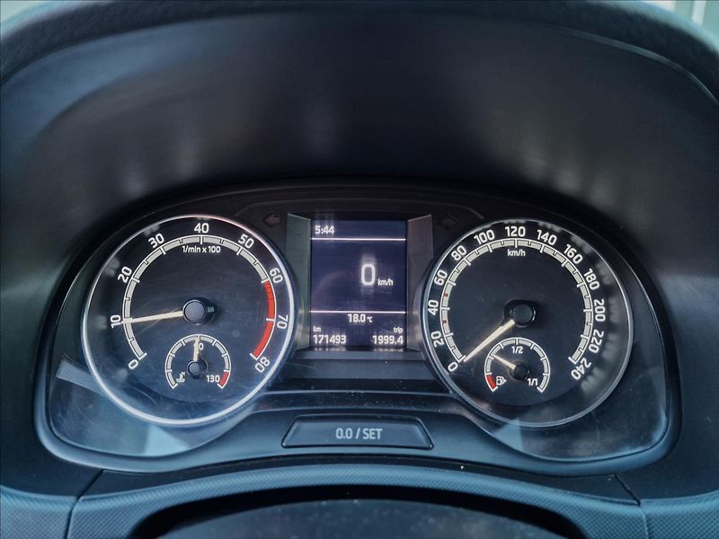 Škoda Fabia 1.0 TSI Combi Tour, ČR, 1.Maj - fotka 22 z 45