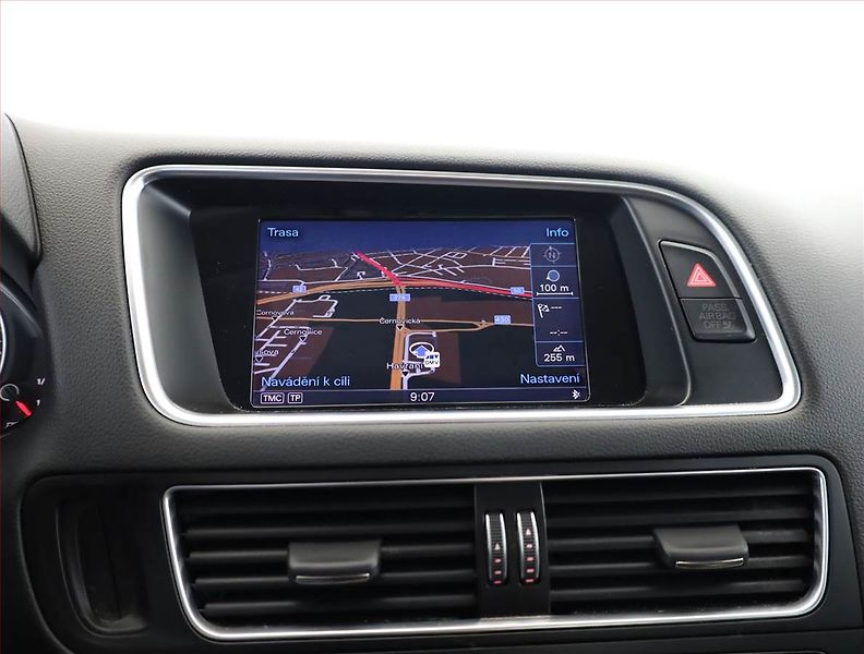 Audi Q5 (2016) 2.0 TDI, 4X4, Automat - fotka 11 z 21