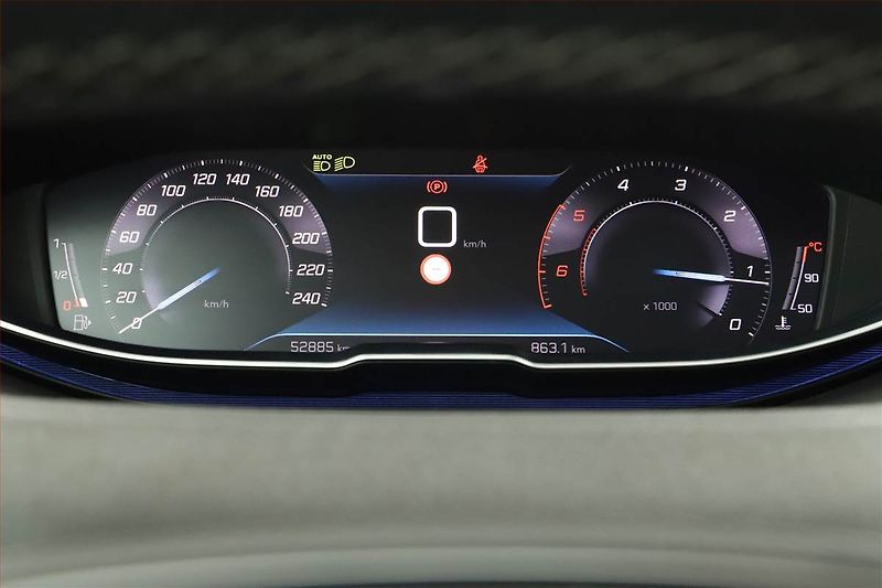 Peugeot 5008 (2022) Allure 1.5 BlueHDi - fotka 13 z 21