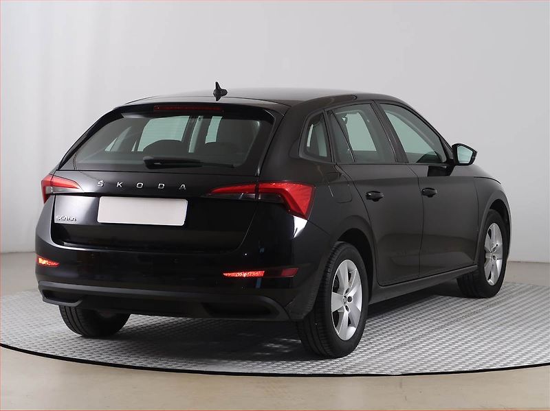 Škoda Scala (2020) Ambition 1.0 TSI, Tempomat - fotka 5 z 16