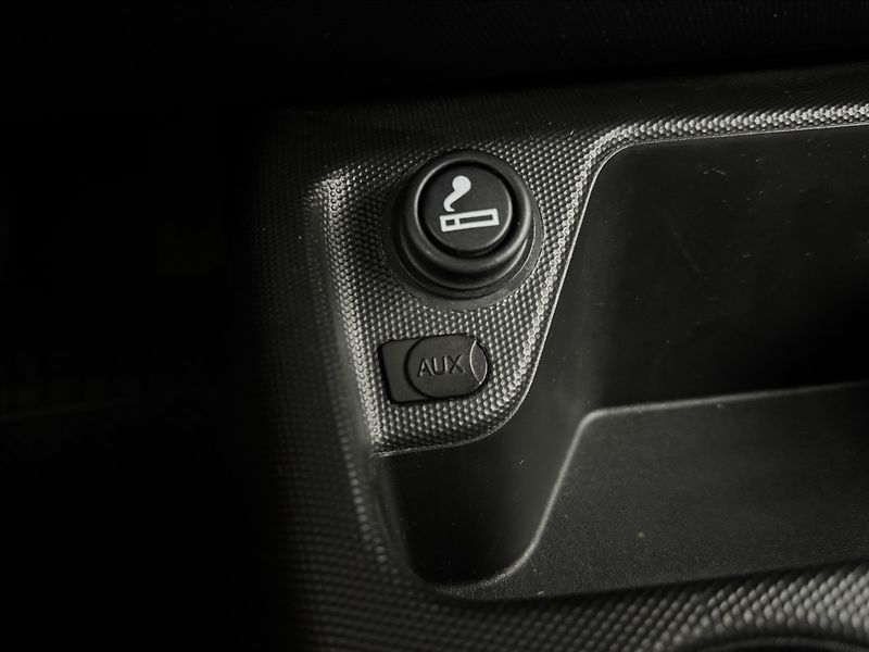 Honda Jazz 1,3 i DIGIKLIMA NOVÁ STK ČR - fotka 16 z 29