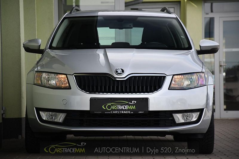 Škoda Octavia 2,0TDi - fotka 8 z 47