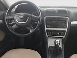 Škoda Octavia (2010) 1.6 TDI, dobrý stav - náhled 7