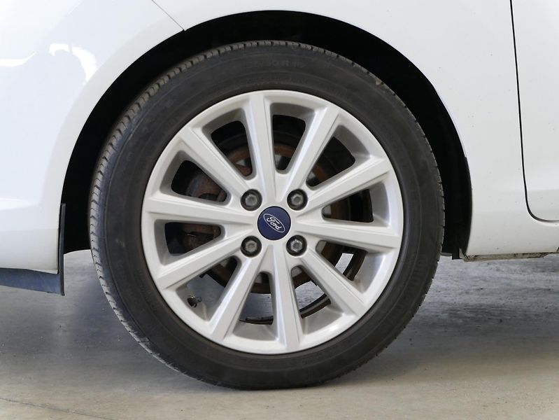 Ford Fiesta - fotka 10 z 24