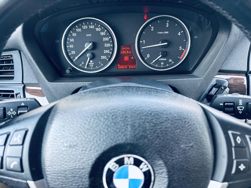 BMW X5 (2009) 3.0D XDRIVE, 173kW, ČR - fotka 14 z 18