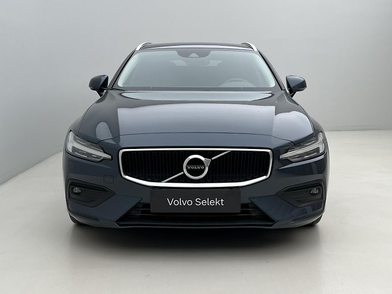 Volvo V60 B4 MOMENTUM AUT  - fotka 14 z 42
