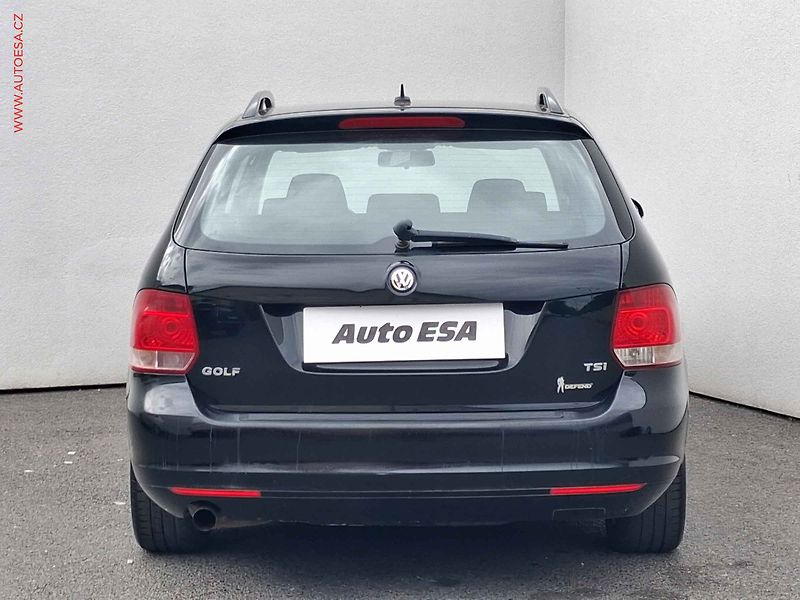 Volkswagen Golf (2011) 1.2 TSi, ČR, AC, temp - fotka 5 z 15