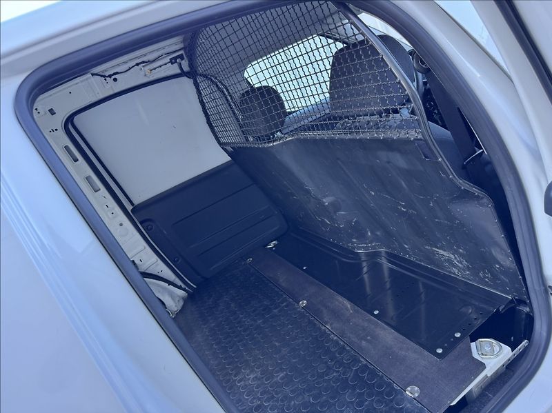 Škoda Praktik 1,2 TSI 63kW DPH 1.maj původČR - fotka 23 z 46