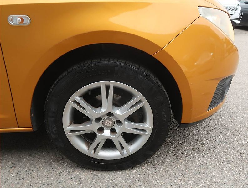 Seat Ibiza (2011) 1.4 16V, Tempomat - fotka 15 z 15