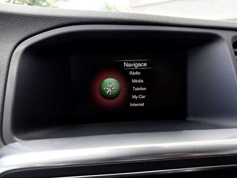 Volvo S60 CrossCountry D4 // POLESTAR - fotka 20 z 30