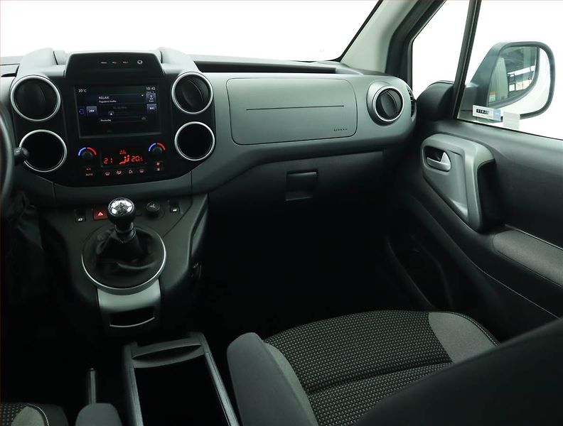 Peugeot Partner (2015) Allure 1.6 BlueHDi, 5Míst, ČR - fotka 8 z 15
